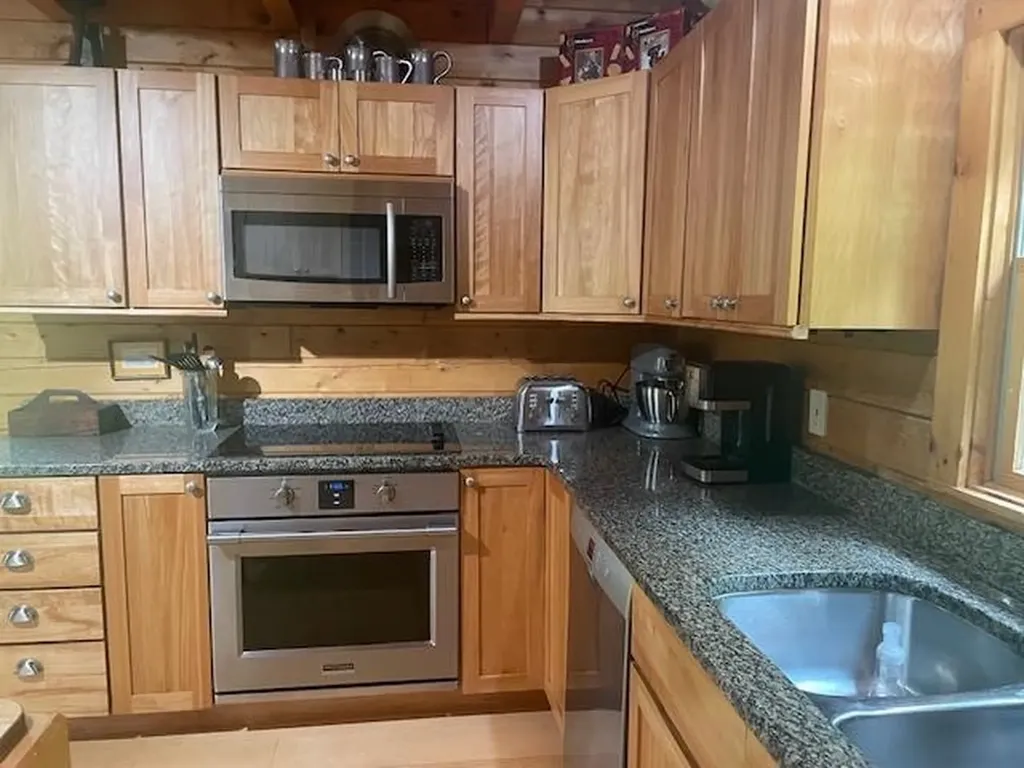 Benson Fuller Road Winhall VT 05340