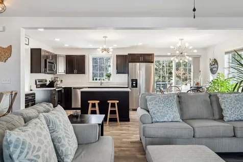 59 Constitution Way Rochester NH 03867