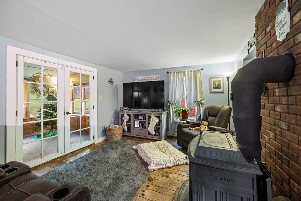 411 New Hampton Road Franklin NH 03235