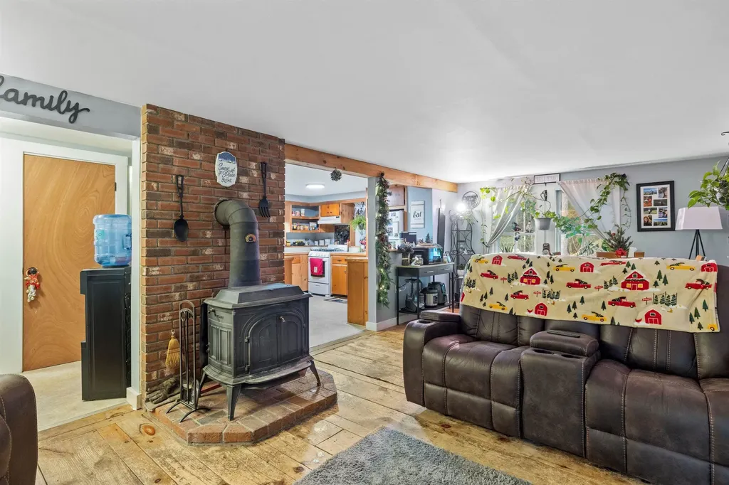 411 New Hampton Road Franklin NH 03235