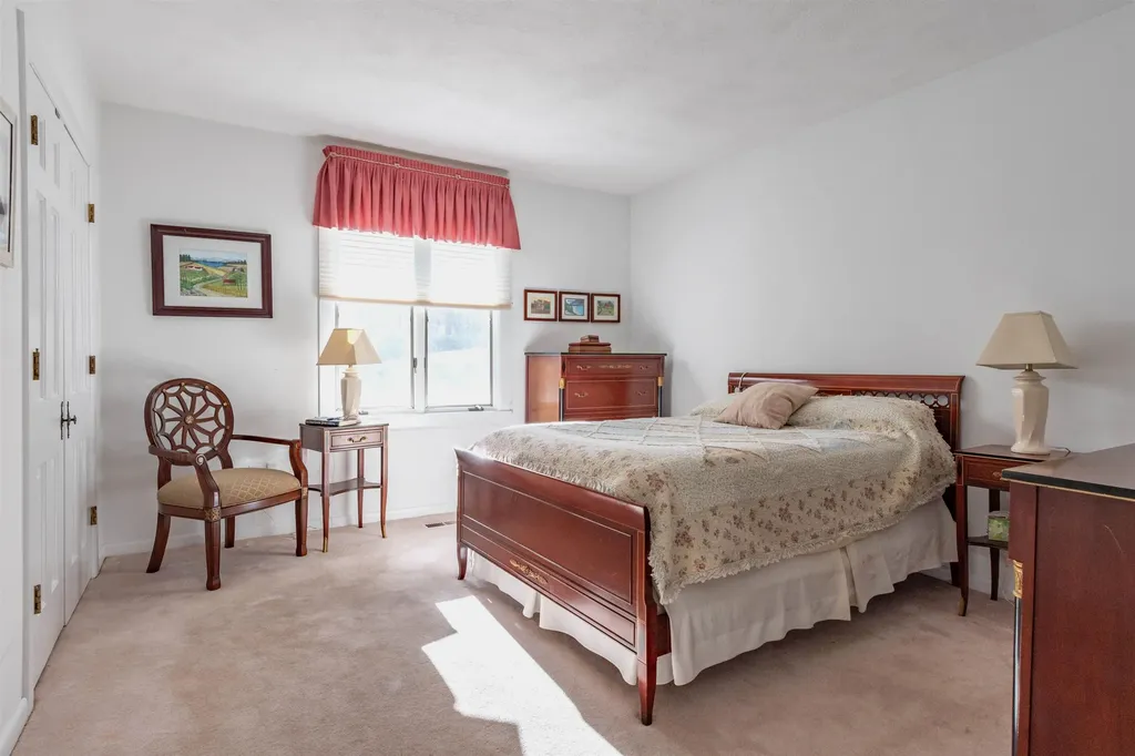 28 Crown Hill Road Atkinson NH 03811