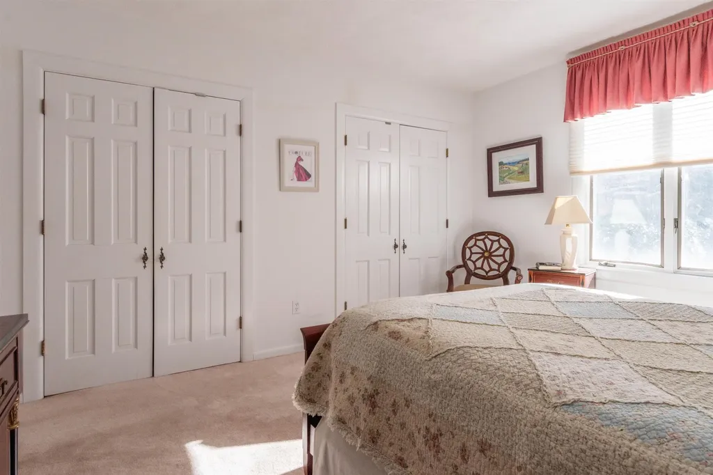 28 Crown Hill Road Atkinson NH 03811