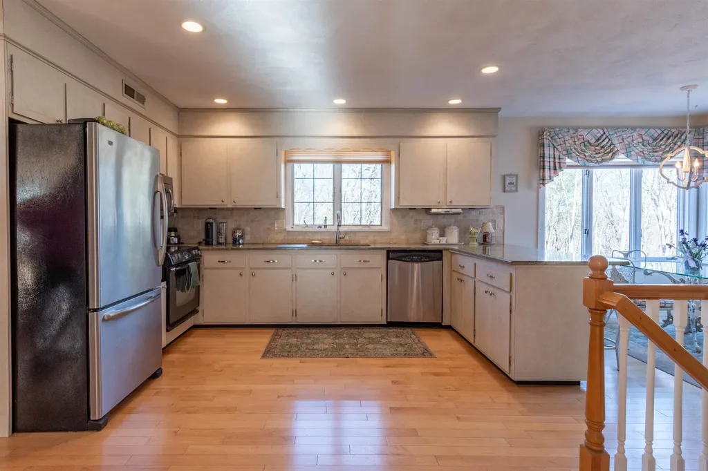 28 Crown Hill Road Atkinson NH 03811