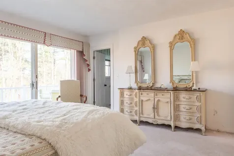 28 Crown Hill Road Atkinson NH 03811