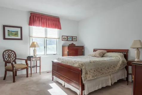 28 Crown Hill Road Atkinson NH 03811