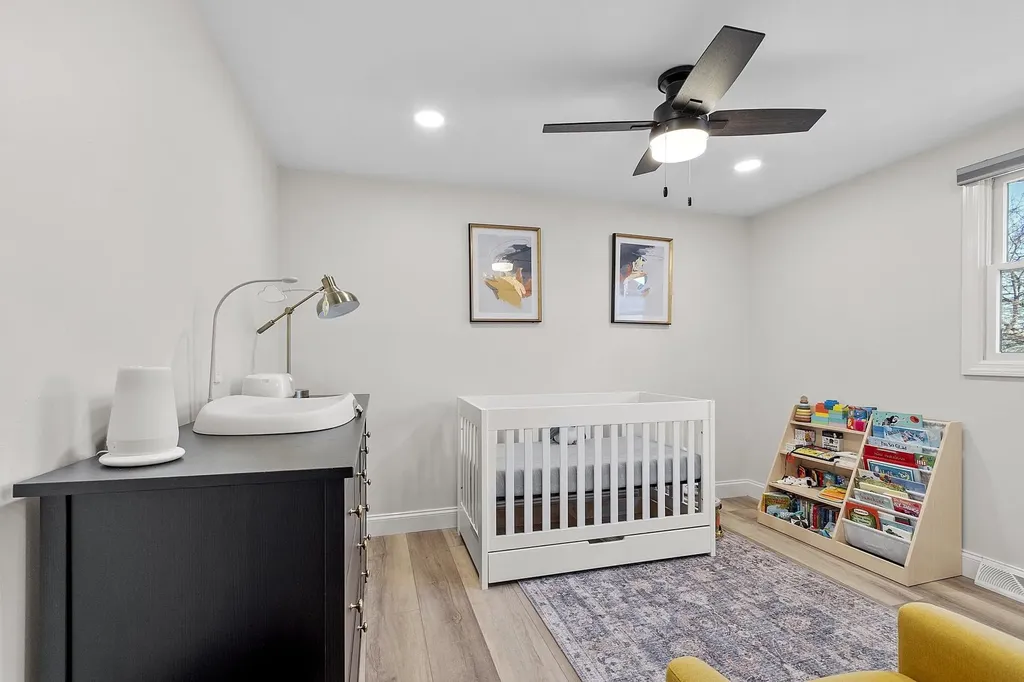 5 Briarcliff Drive Nashua NH 03062