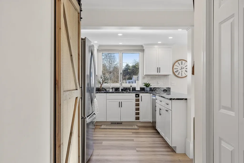 5 Briarcliff Drive Nashua NH 03062