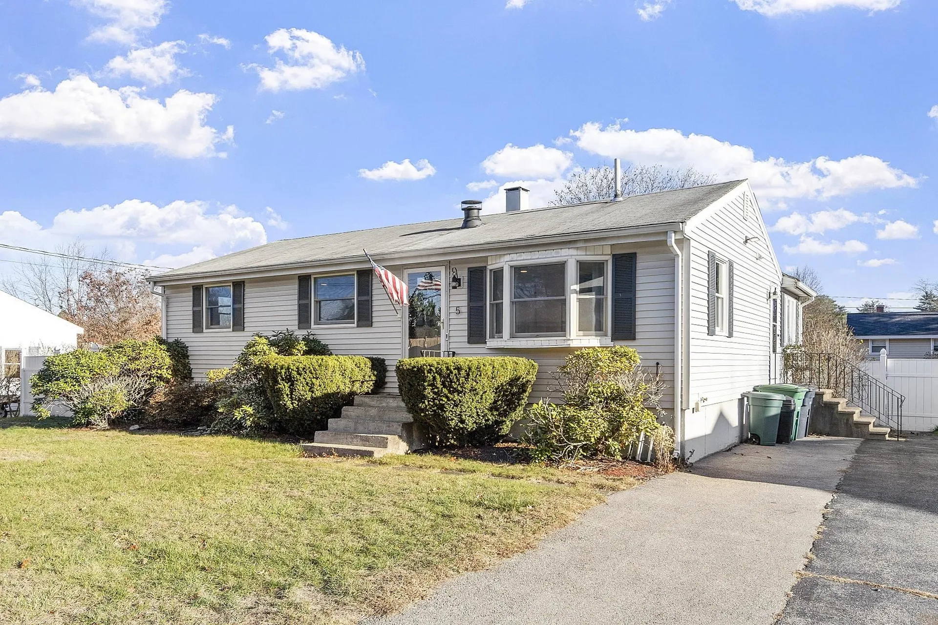 5 Briarcliff Drive Nashua NH 03062