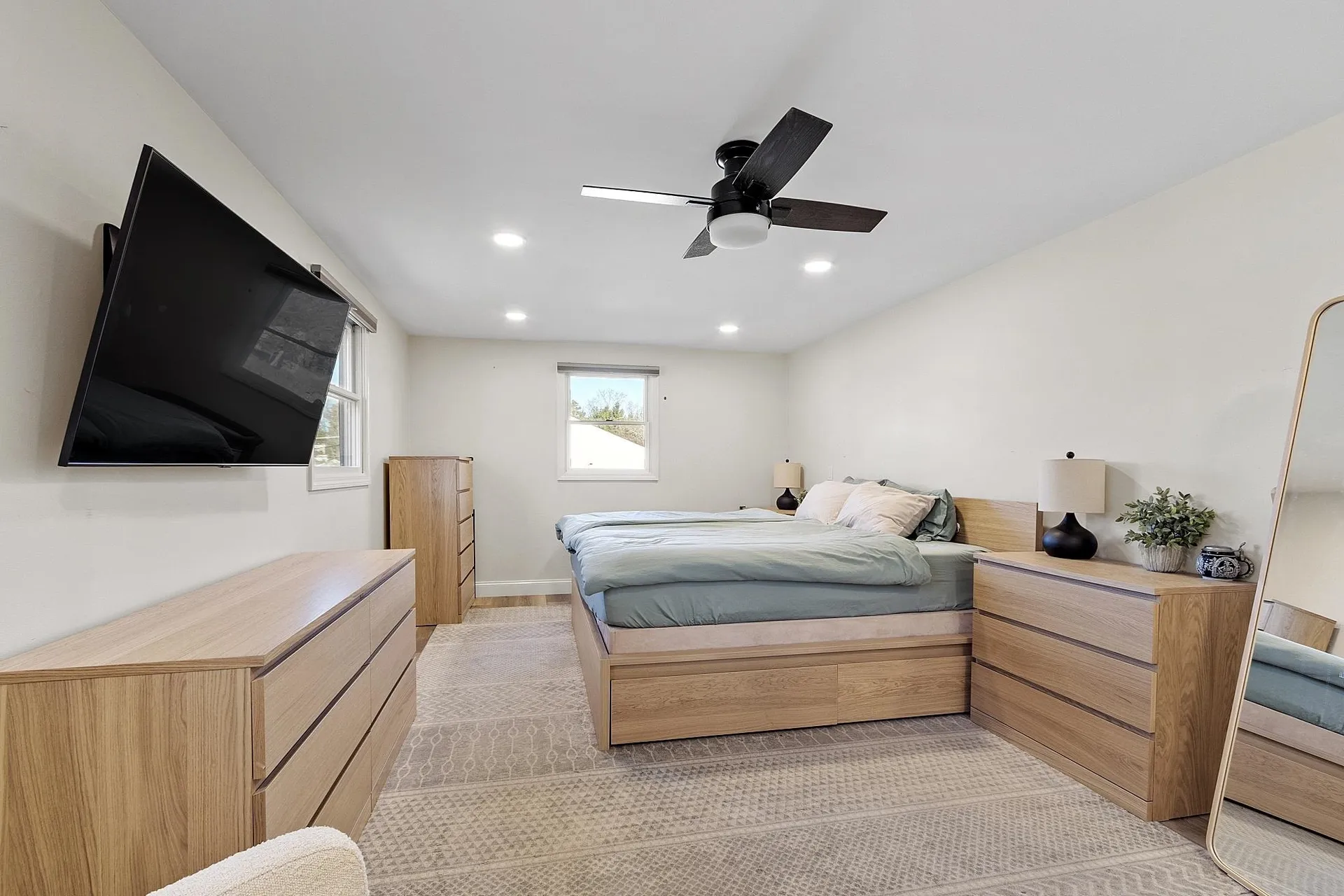 5 Briarcliff Drive Nashua NH 03062