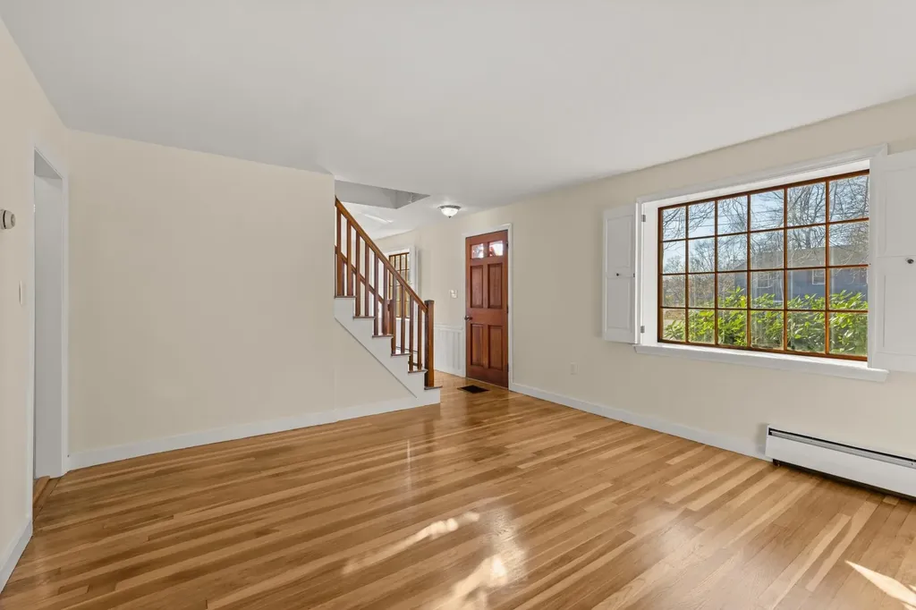 14 Hutchinson Drive Hampton NH 03842