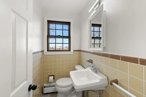 14 Hutchinson Drive Hampton NH 03842