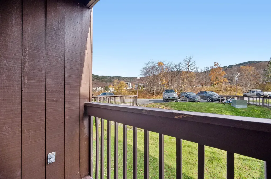 41 Village Lane Bolton VT 05477