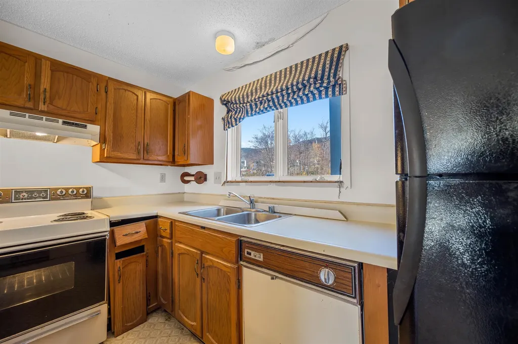 41 Village Lane Bolton VT 05477