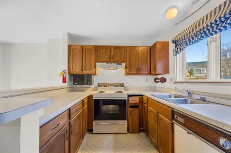 41 Village Lane Bolton VT 05477