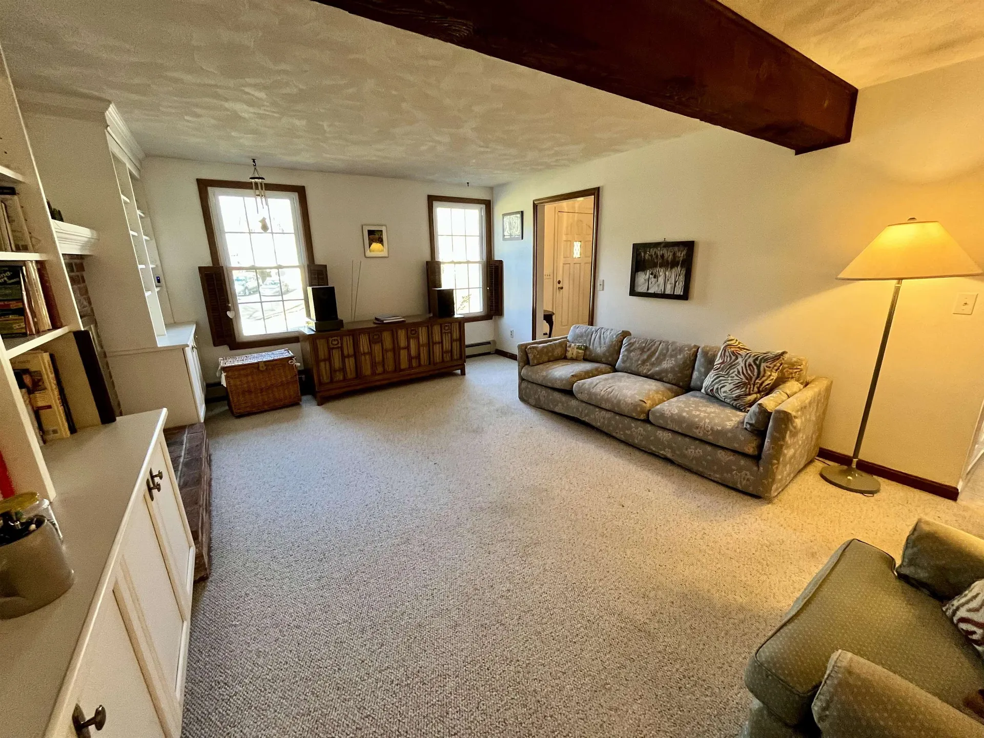 17 Glen Drive Hudson NH 03051-4427