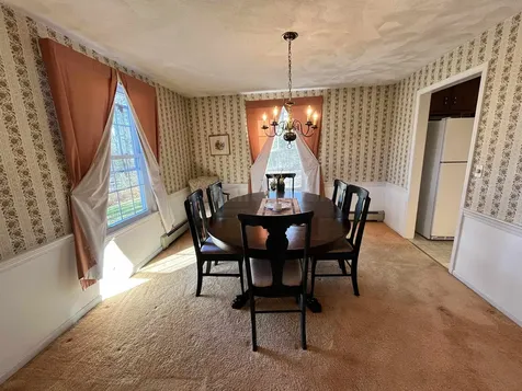 17 Glen Drive Hudson NH 03051-4427