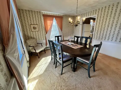 17 Glen Drive Hudson NH 03051-4427