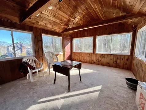 17 Glen Drive Hudson NH 03051-4427