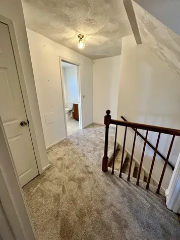 17 Glen Drive Hudson NH 03051-4427
