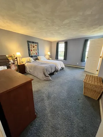 17 Glen Drive Hudson NH 03051-4427