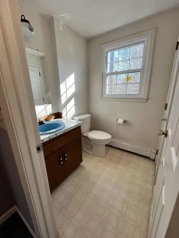 17 Glen Drive Hudson NH 03051-4427