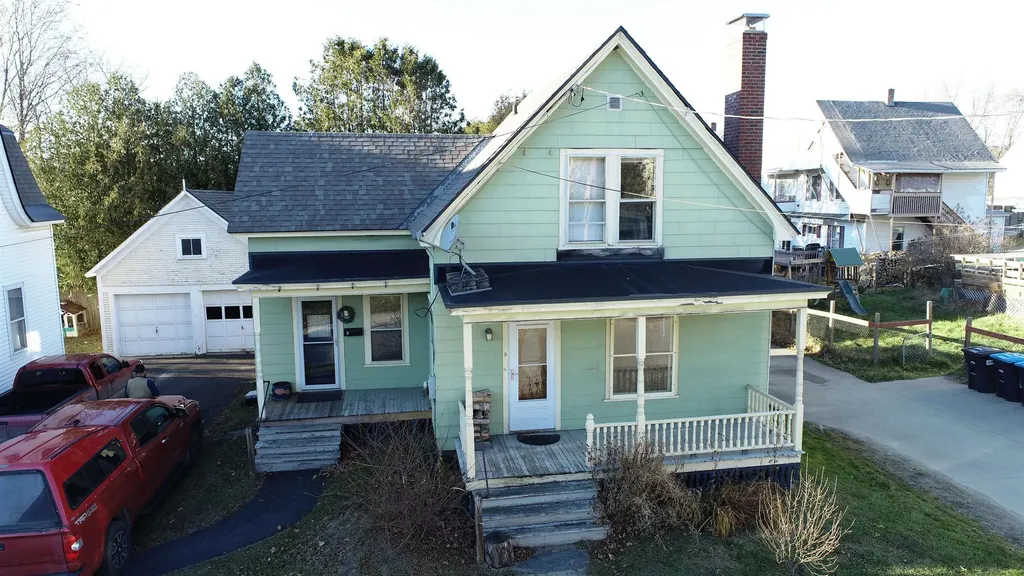 9 Trow Avenue Barre City VT 05641