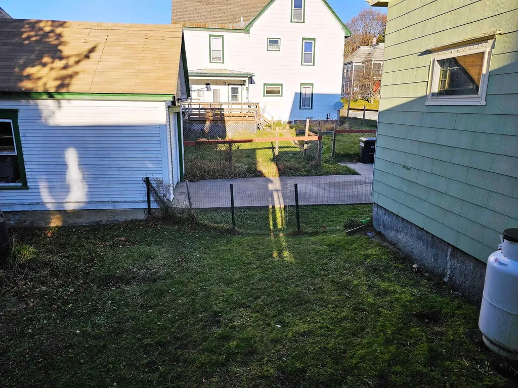 9 Trow Avenue Barre City VT 05641