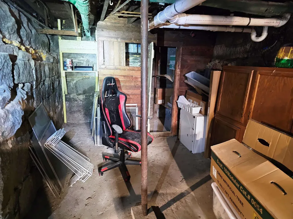 9 Trow Avenue Barre City VT 05641