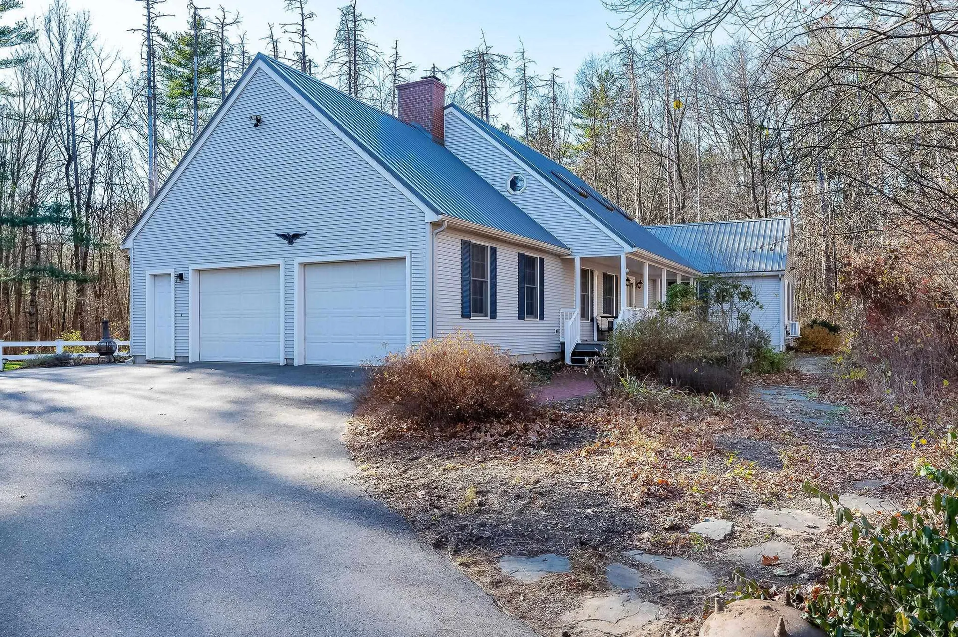 180 Mast Road Lee NH 03861