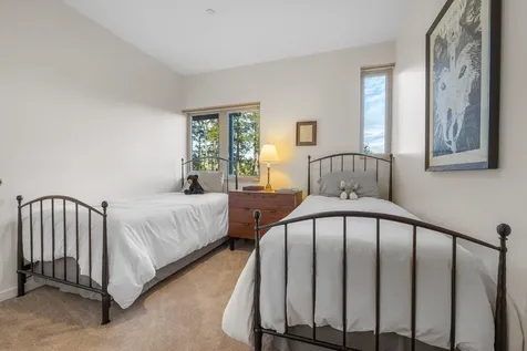 7 Gile Drive Hanover NH 03755