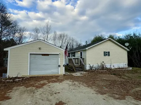 28 Popple Way Newport NH 03773