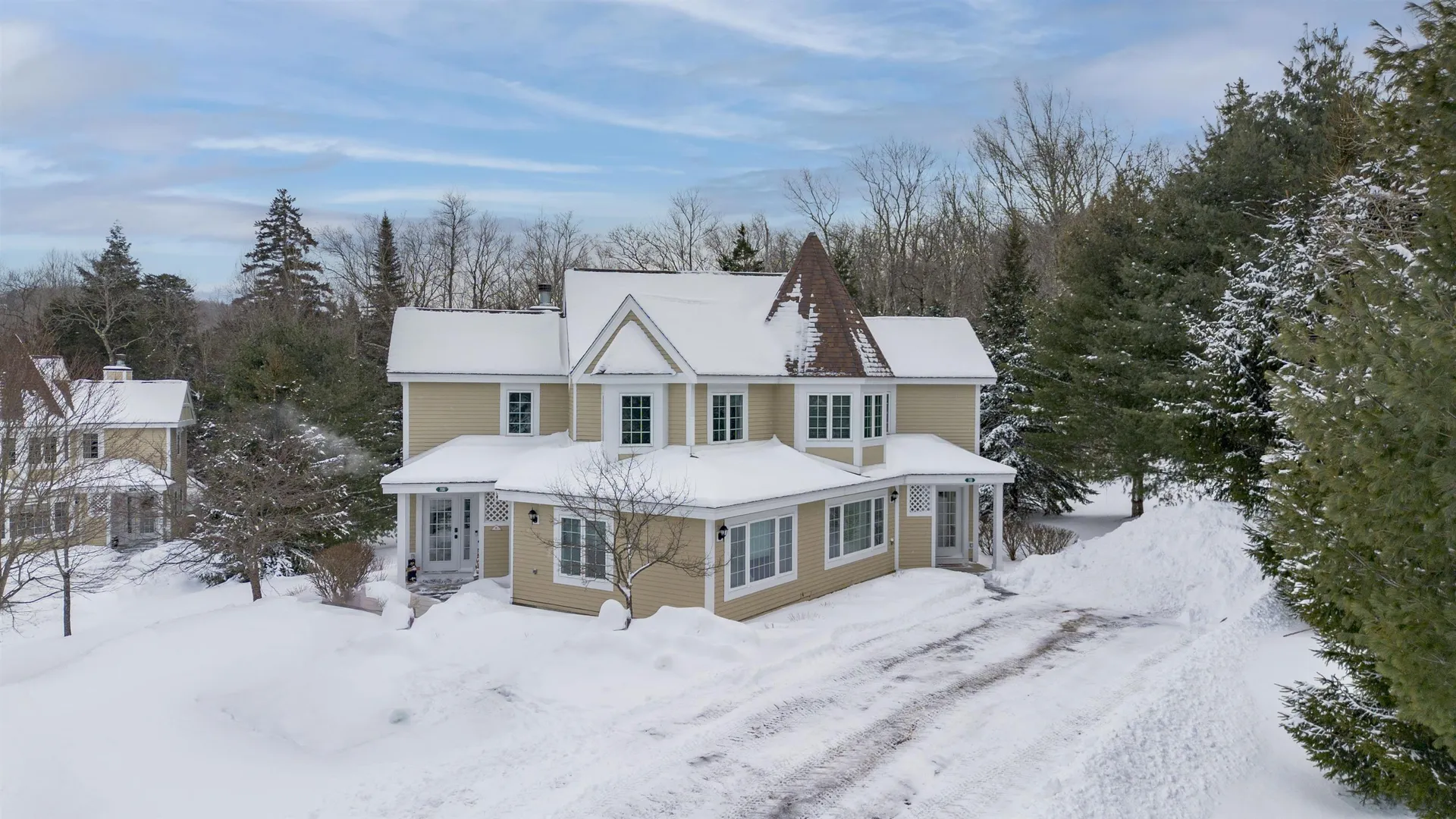 70b Kingswood Road Dover VT 05356