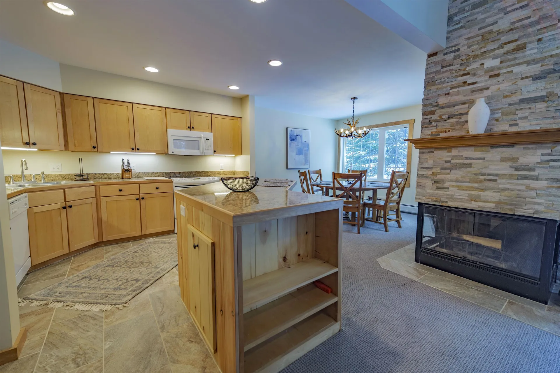 70b Kingswood Road Dover VT 05356