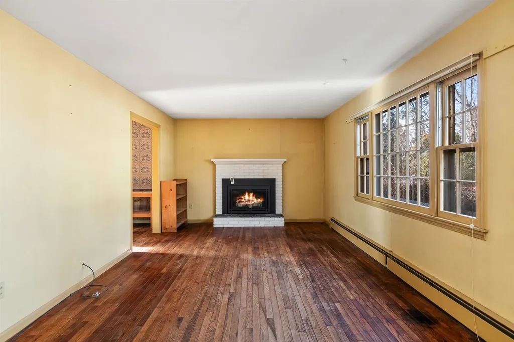 200 Juniper Ridge Shelburne VT 05482