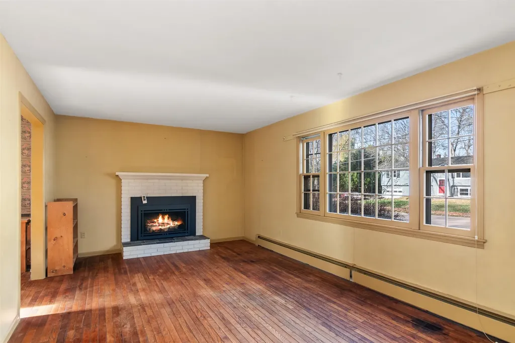 200 Juniper Ridge Shelburne VT 05482