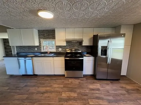 510 King Arthur Court Exeter NH 03833