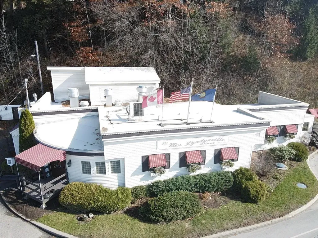 686 Broad Street Lyndon VT 05851