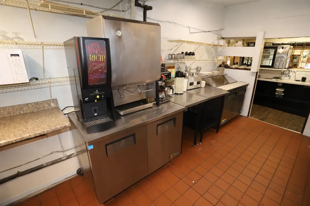 686 Broad Street Lyndon VT 05851