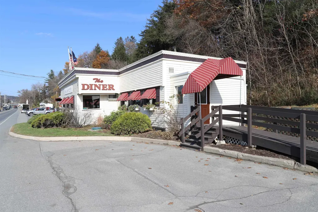 686 Broad Street Lyndon VT 05851