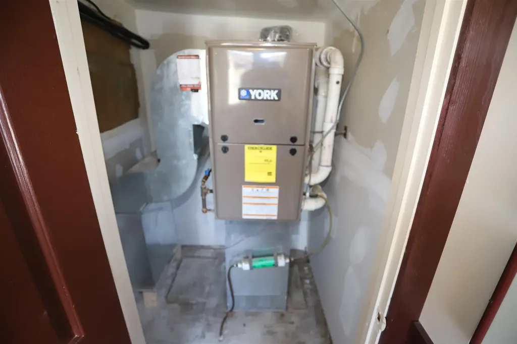 686 Broad Street Lyndon VT 05851