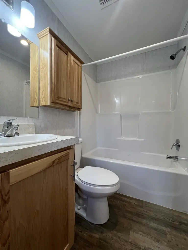 39 Twin Bridge Road Northfield NH 03276