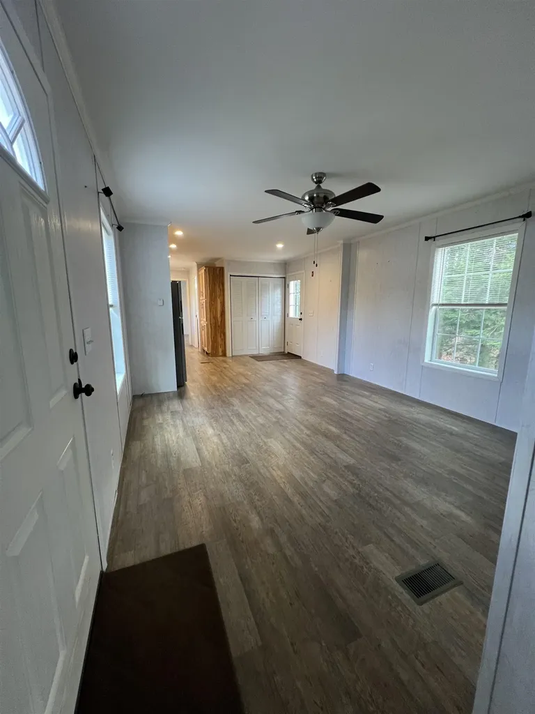 39 Twin Bridge Road Northfield NH 03276
