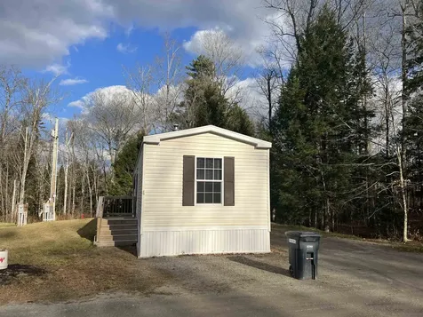 39 Twin Bridge Road Northfield NH 03276