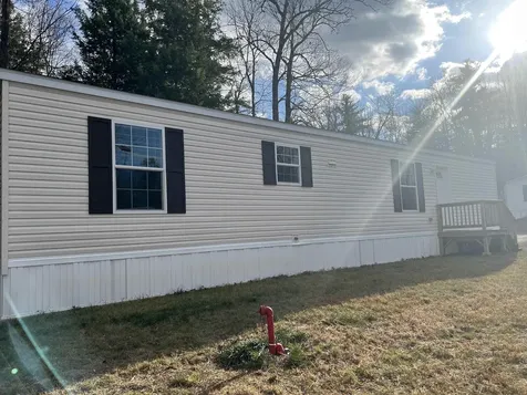 39 Twin Bridge Road Northfield NH 03276