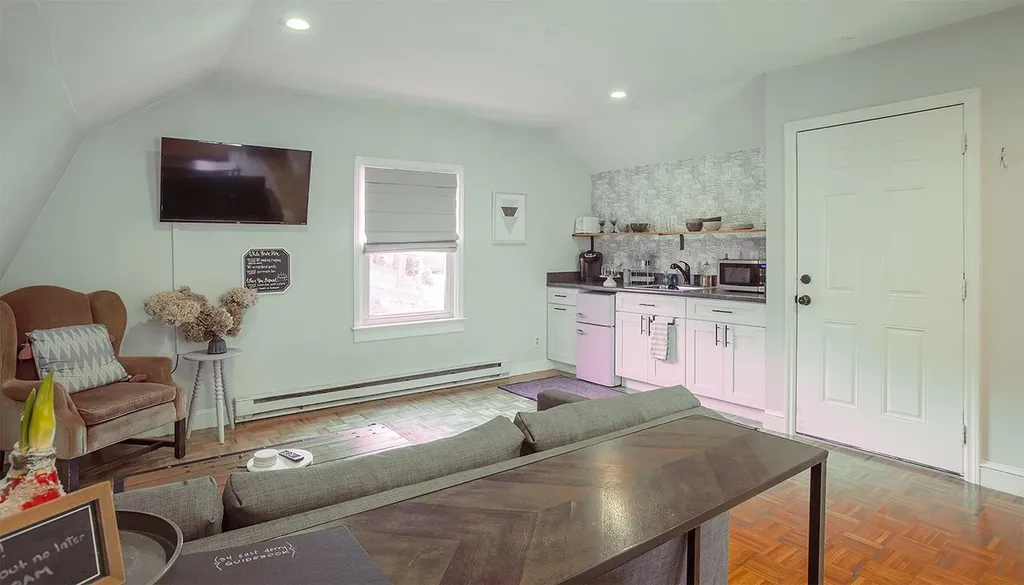 34 East Derry Road Derry NH 03038