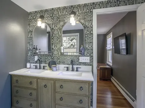 34 East Derry Road Derry NH 03038