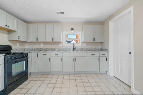 14 Middle Street Nashua NH 03060