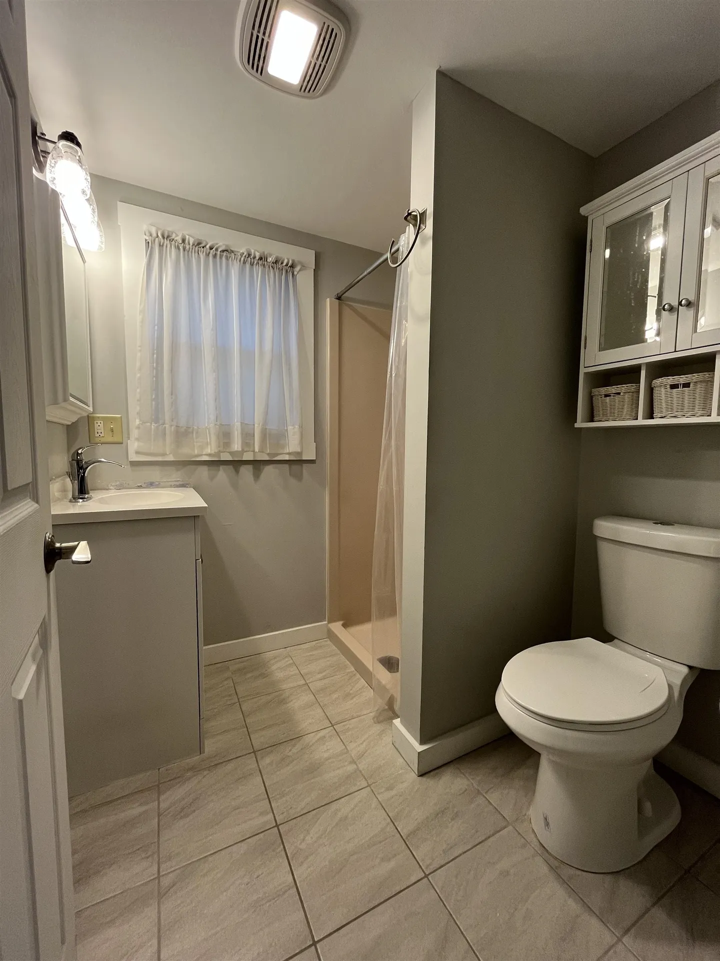 3 Old Batchelder Road Raymond NH 03077