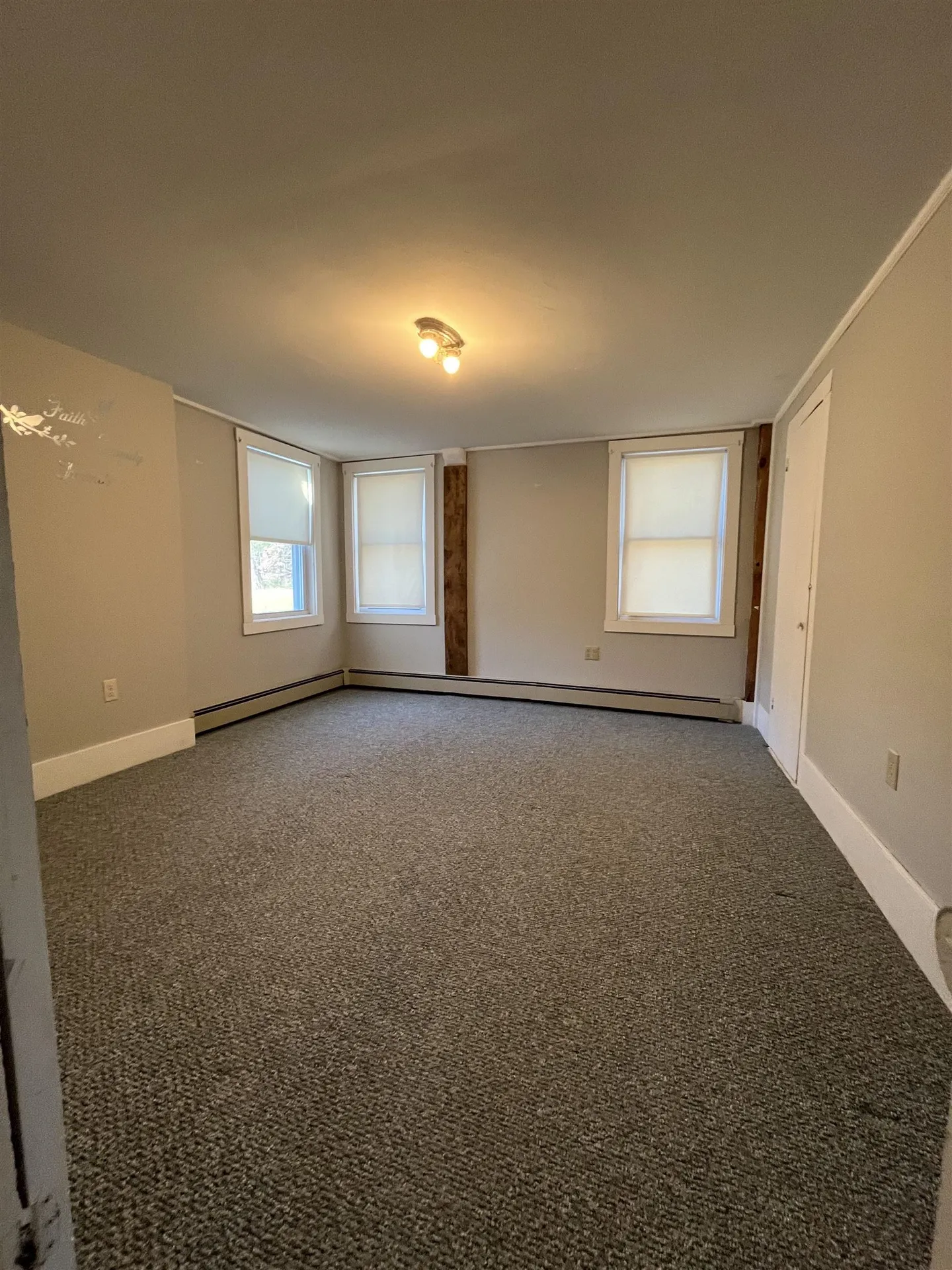 3 Old Batchelder Road Raymond NH 03077