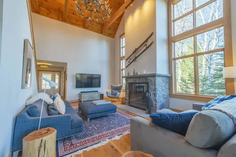 8 Cedar Creek Drive Wilmington VT 05363